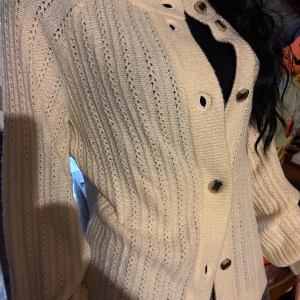 Women’s Vila Cream Cardigan Size Small